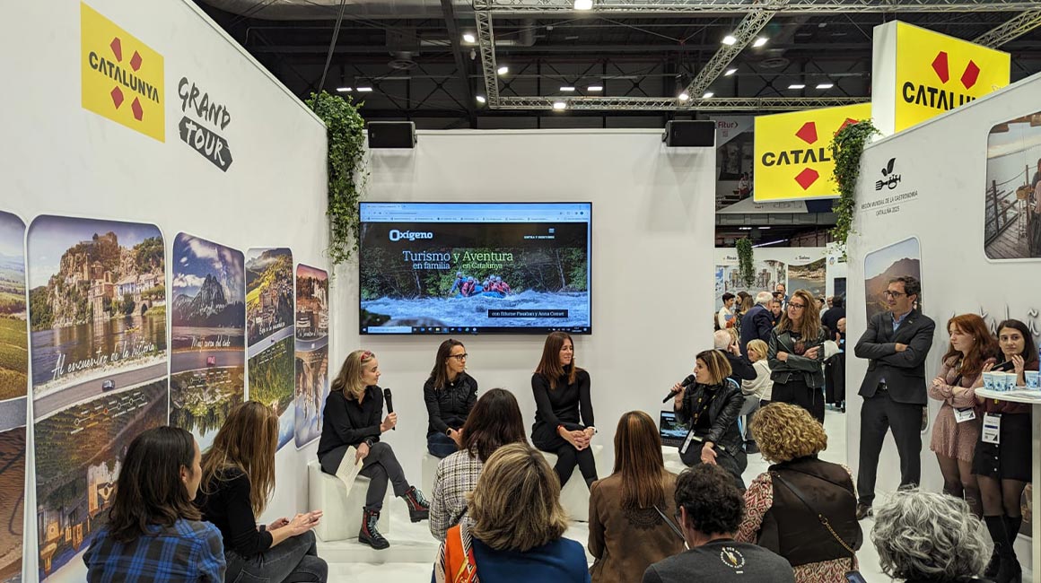 PRESENTADA EN FITUR LA GUÍA INTERACTIVA TURISMO Y AVENTURA EN FAMILIA EN CATALUNYA